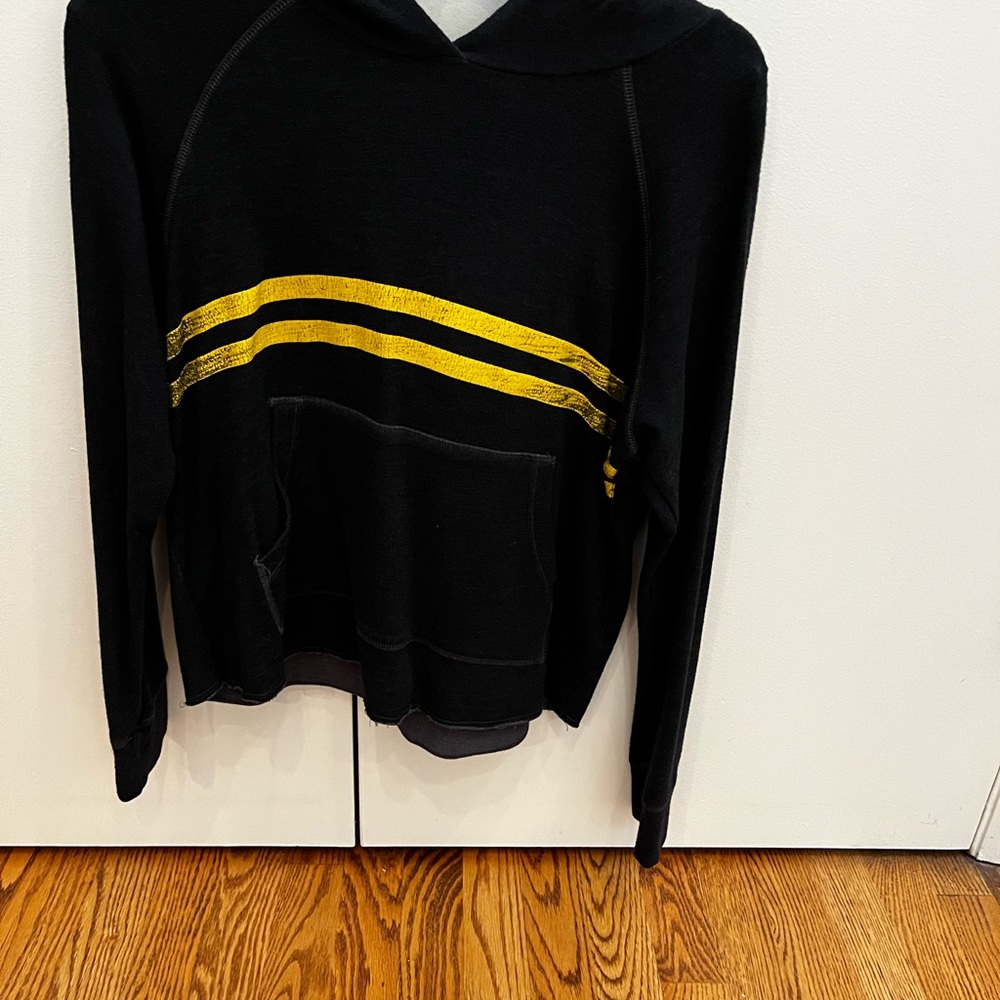 Sundry Size 1 (Small) Black Kangaroo Pocket Hoodie with Yellow Accents